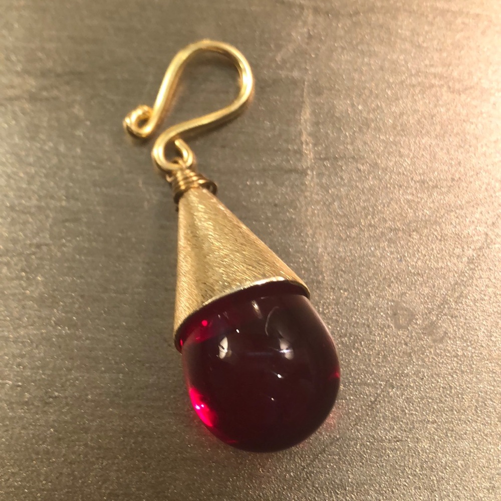 Necklace charm bobble